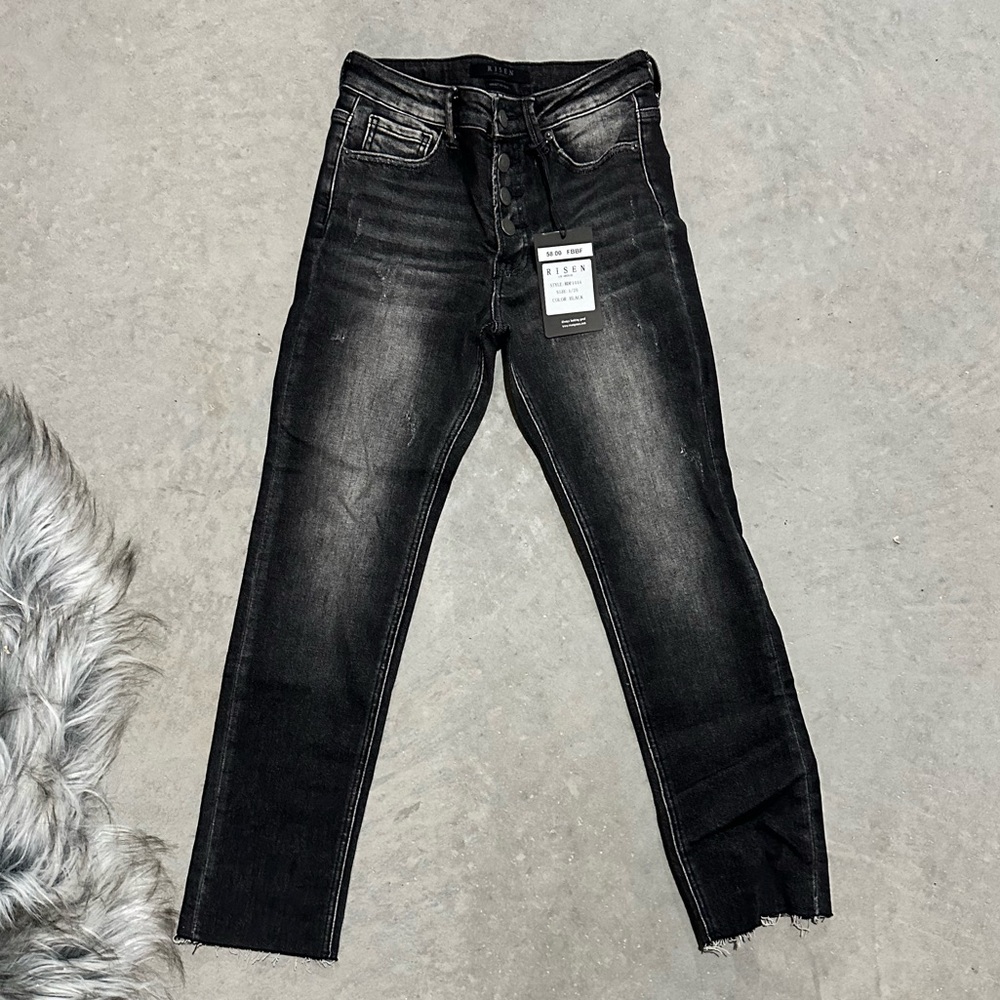 Black Cropped Jeans